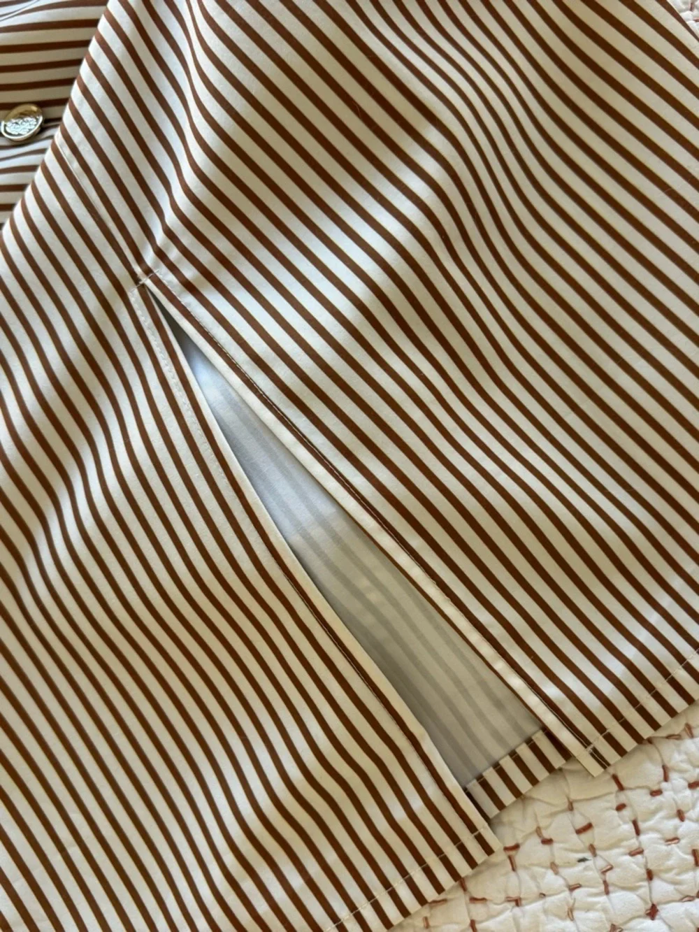 Button-Front Beige and White Striped Midi Dress - Picture 4 of 4